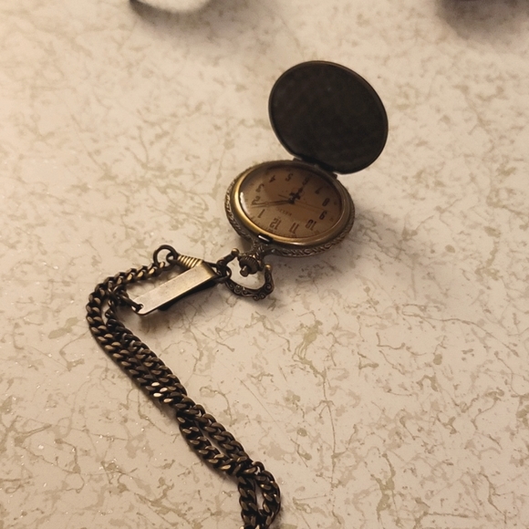 Vintage Relic Pocket Watch - Picture 6 of 6